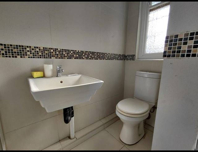 3 BEDROOM PROPERTY TO RENT IN ESSENWOOD